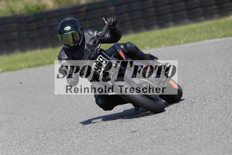 /44 09.08.2025 Plüss Moto Sport ADR/Einsteiger/99